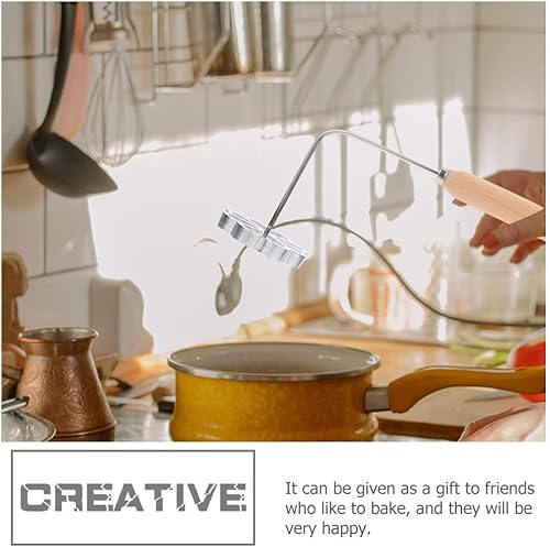 Miniatura 9 de BESTonZON Juego de timbales de roseta de aluminio para hornear gofres con mango de madera en forma de flor de estrella, molde sueco casero, molde de