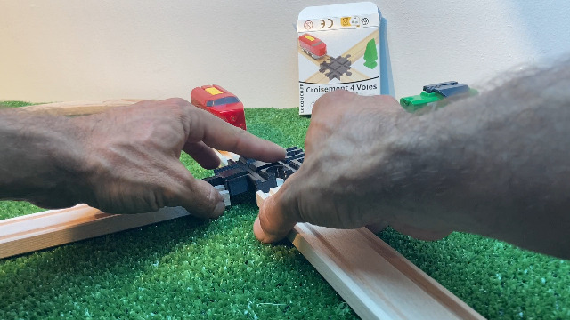 Fischietto Treno In Legno Personalizzato - Inciso Con Nome E Data, 4 Fori, Ricordo Per Bambini E Appassionati