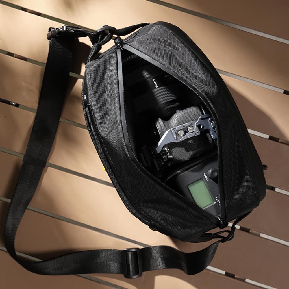 Ulanzi PB038 Sling Travel Bag V2 - Bolsa de viaje con divisor para cámara de 10 litros, para DSLR, GoPro y accesorios, con soporte para trípode, color negro