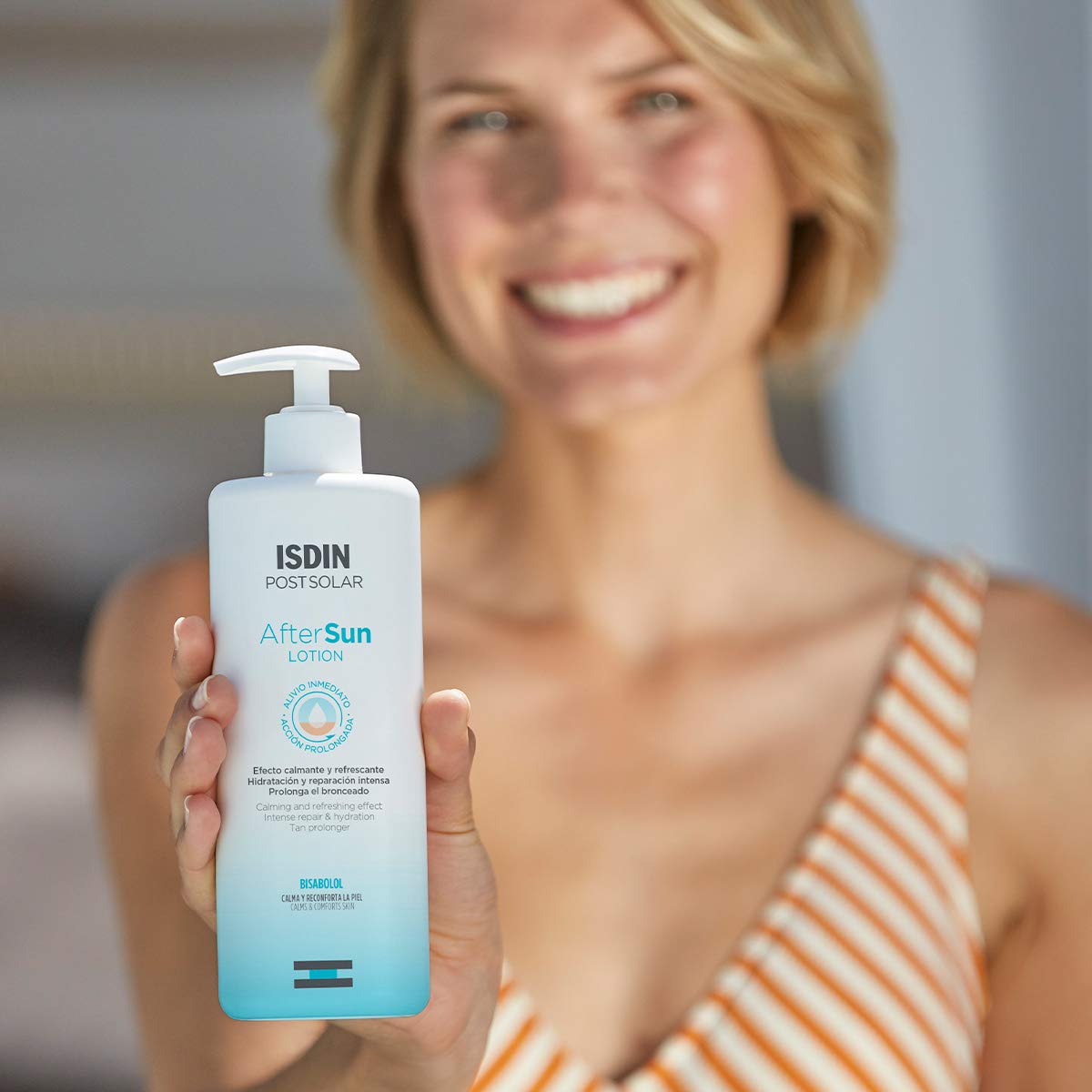 ISDIN After Sun Lotion, Efecto calmante y refrescante, hidratación y reparación intensa - 400 ml+Fotoprotector Transparent Wet Skin SPF 50 - Protector solar Corporal, Spray transparente