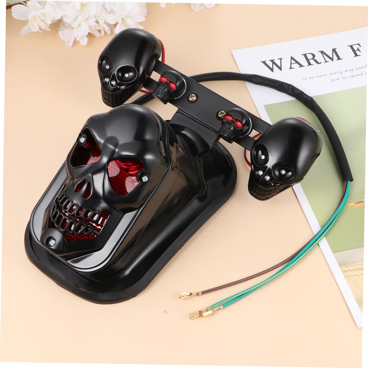 TOYANDONA Posteriore LED Skull Design e Energetico e Indicatore Freno e Direzione per Motociclette Accessori Personalizzati