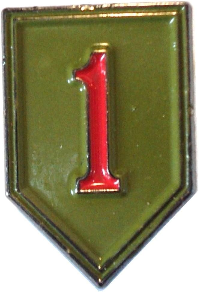Warzone 1st Infantry Division USA US Army Combat Insignia Enamel Military Badge