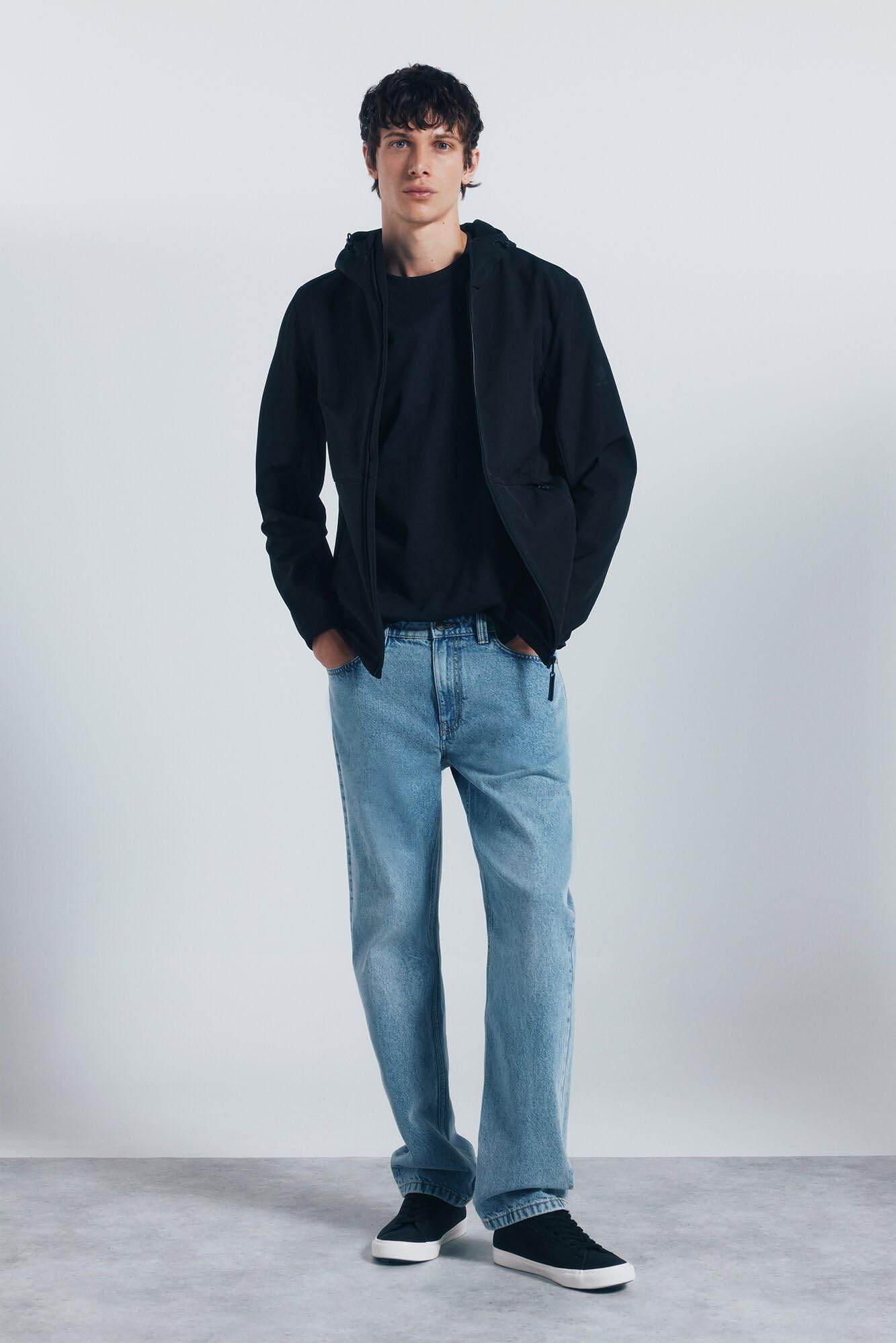 SPRINGFIELD Softshell Technical Parka Water Resistant Polyester With Zip Up Pockets And Hoodie. Parka Con Capucha Hombre