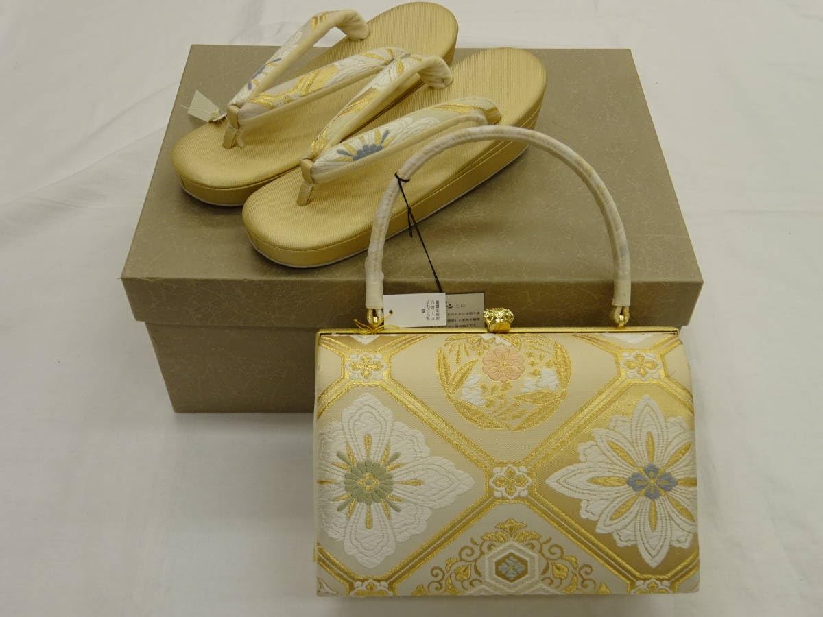 専用 沙織 草履 バッグ 和装 沙織 草履 Mサイズ 専用です！ 草履バッグ