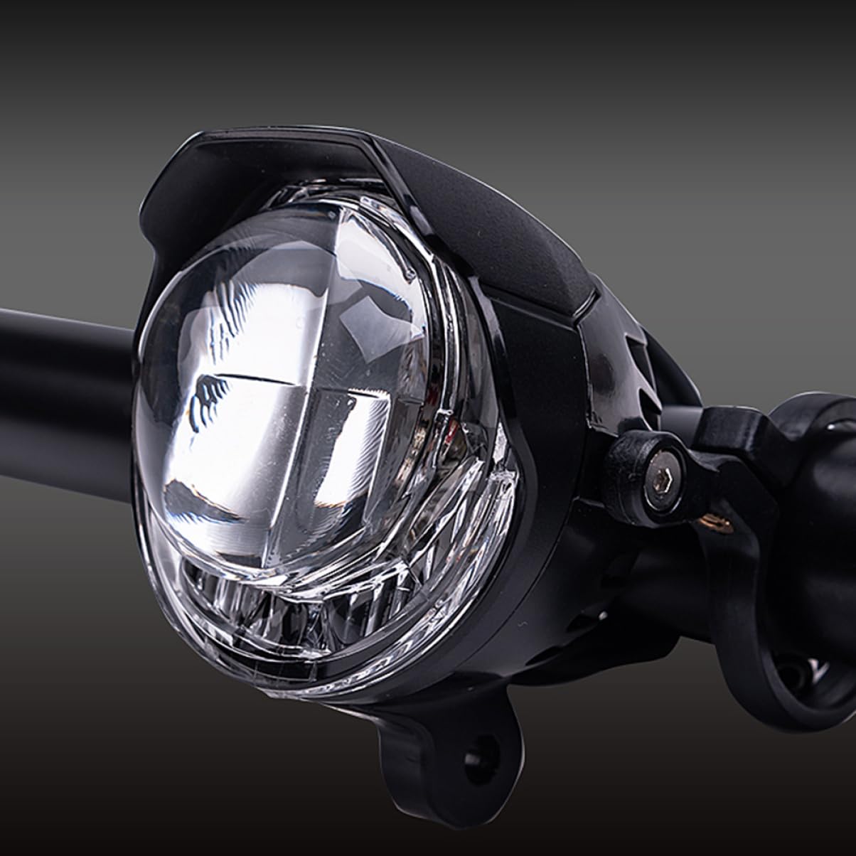 SUPVOX Ld28 750lm Led Bike Light Headlight Ip55 Waterproof Rechargeable Bike Front Light for Mountain Bike Road Bike