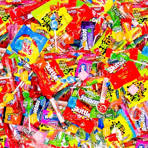 Christmas Candy Variety Mix 5 Pounds Bulk Assortment, Approx. 250 Pieces Individually Wrapped Fun Size Chewy And Hard Candy For Stocking Stuffers, Parties, Classrooms, Pinatas, Goodie Bags And Buffets