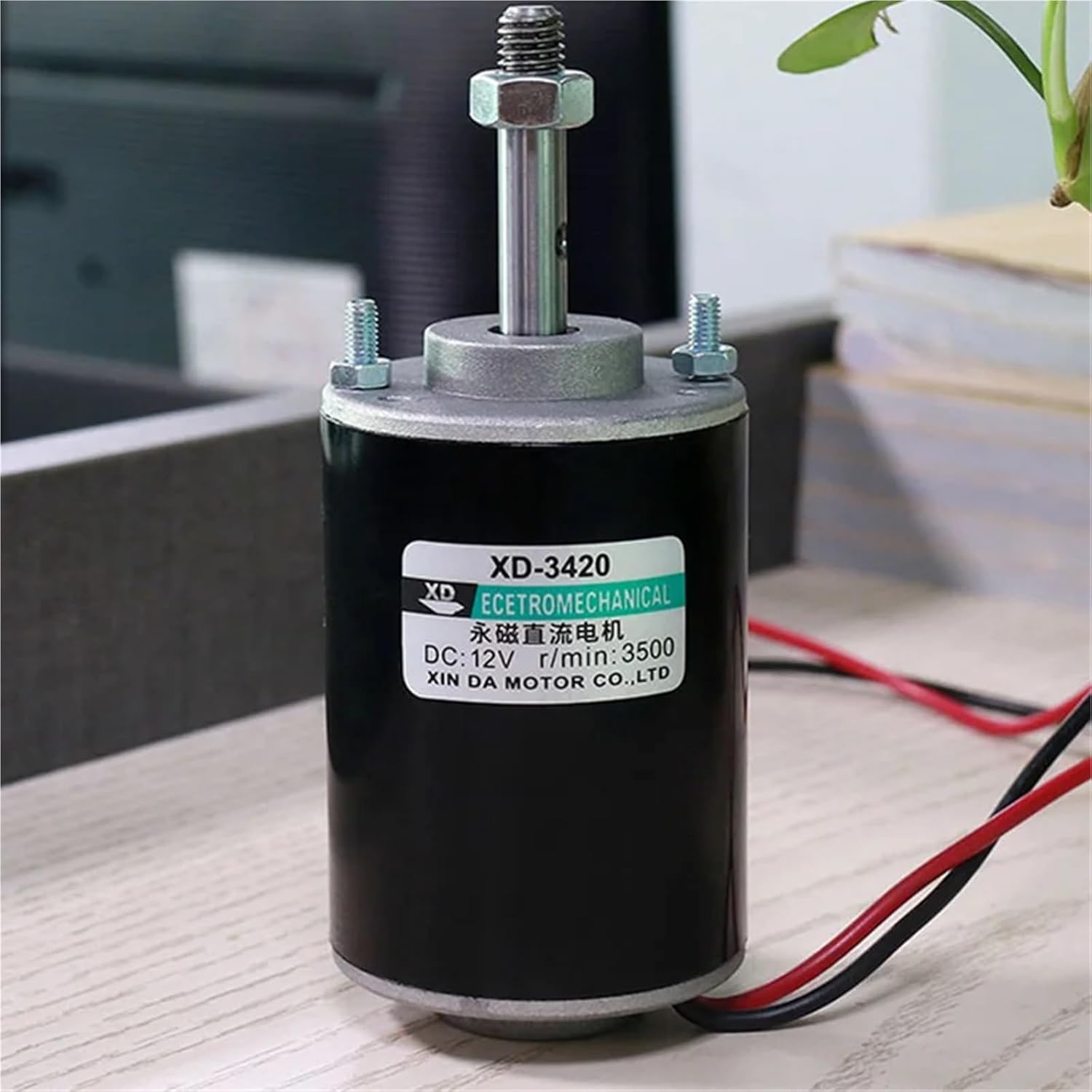 1PCS 12V 24V 30W Threaded output shaft High Speed Engine 3420 CW And CCW Speed Regulating motor for lawn mower(12V 3500RPM,Motor and Bracket)