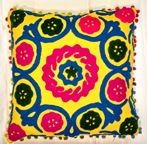 Coussin brodé main Suzani en coton pour canapé chic