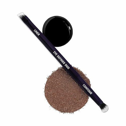 Miniatura 2 de Lune+Aster Eye Definer Duo Brush  Brocha de maquillaje de ojos de doble punta para aplicar delineador de ojos, mezcla sombra de ojos. Fabricado con