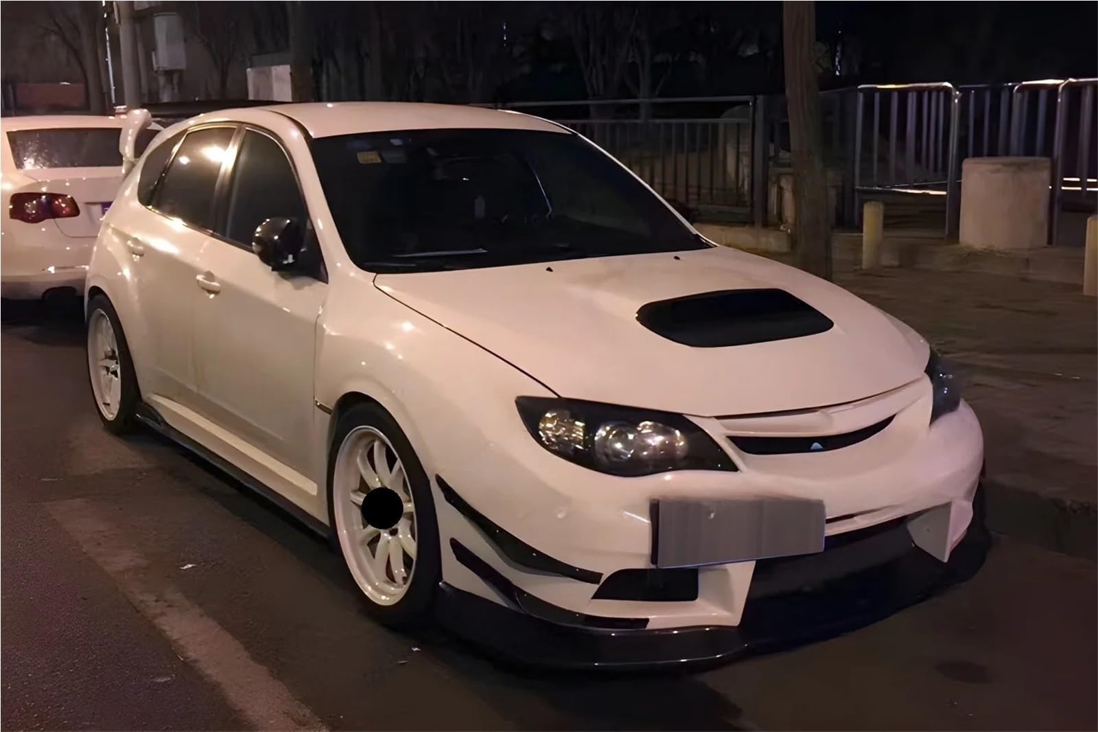 Ozdobna rama wlotu powietrza na maskę z prawdziwego włókna węglowego pasująca do Subaru GDF GRB GRF GVB GVF WRX STI 10 X