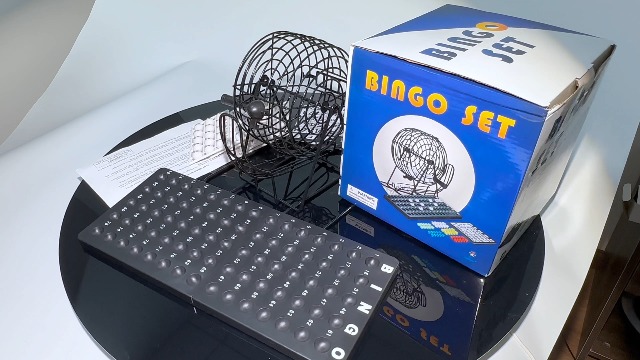 Bing o Set de jeu professionnel avec cage Bing o, 75 balles Bing o, 150 jetons colorés et planche Bing, idéal pour les grands groupes, les machines de loterie Bing o Set de jeu professionnel avec cage Bing o, 75 balles Bing o, 150 jetons colorés et planche Bing, idéal pour les grands groupes, les machines de loterie