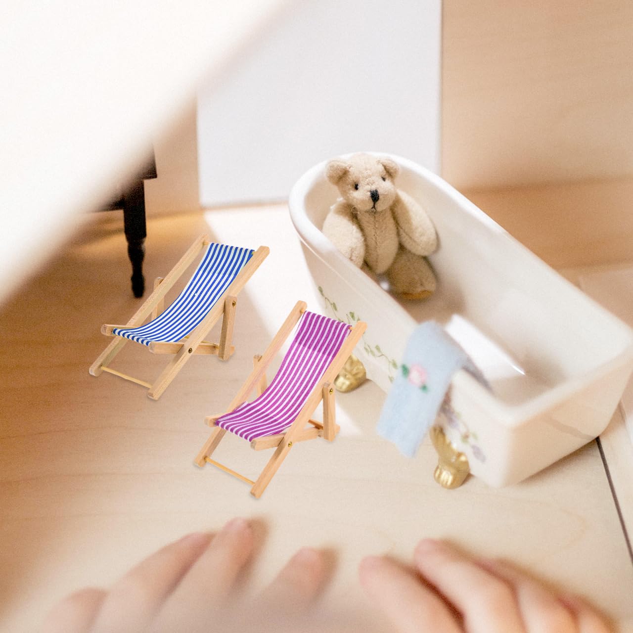 ibasenice 6 Pièces Miniature Chaise de Plage Pliable en Bois et Tissu, Transat Miniature 1:12 pour Maison de Poupée, Accessoire Décoration Micro Paysage, Couleurs Mixtes
