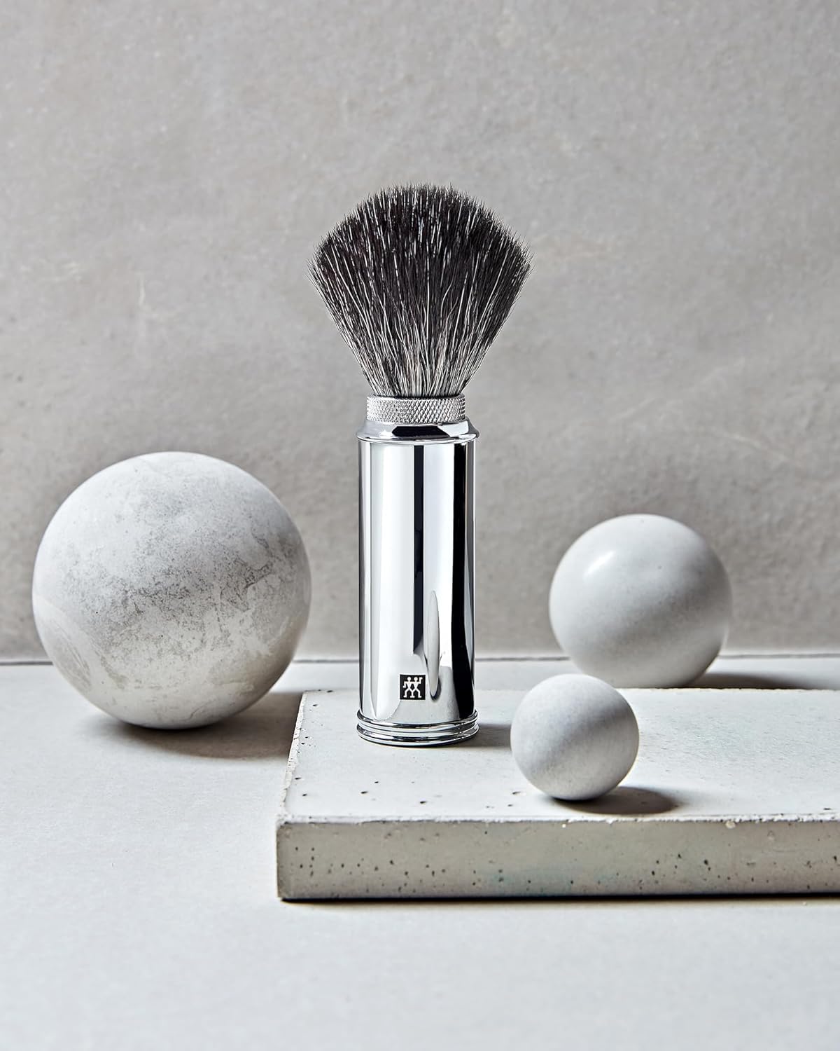 ZWILLING Pennello da barba (adatto per i viaggi, capelli sintetici, testina di rasatura svitabile, vegano, setole morbide e di facile manutenzione), argento