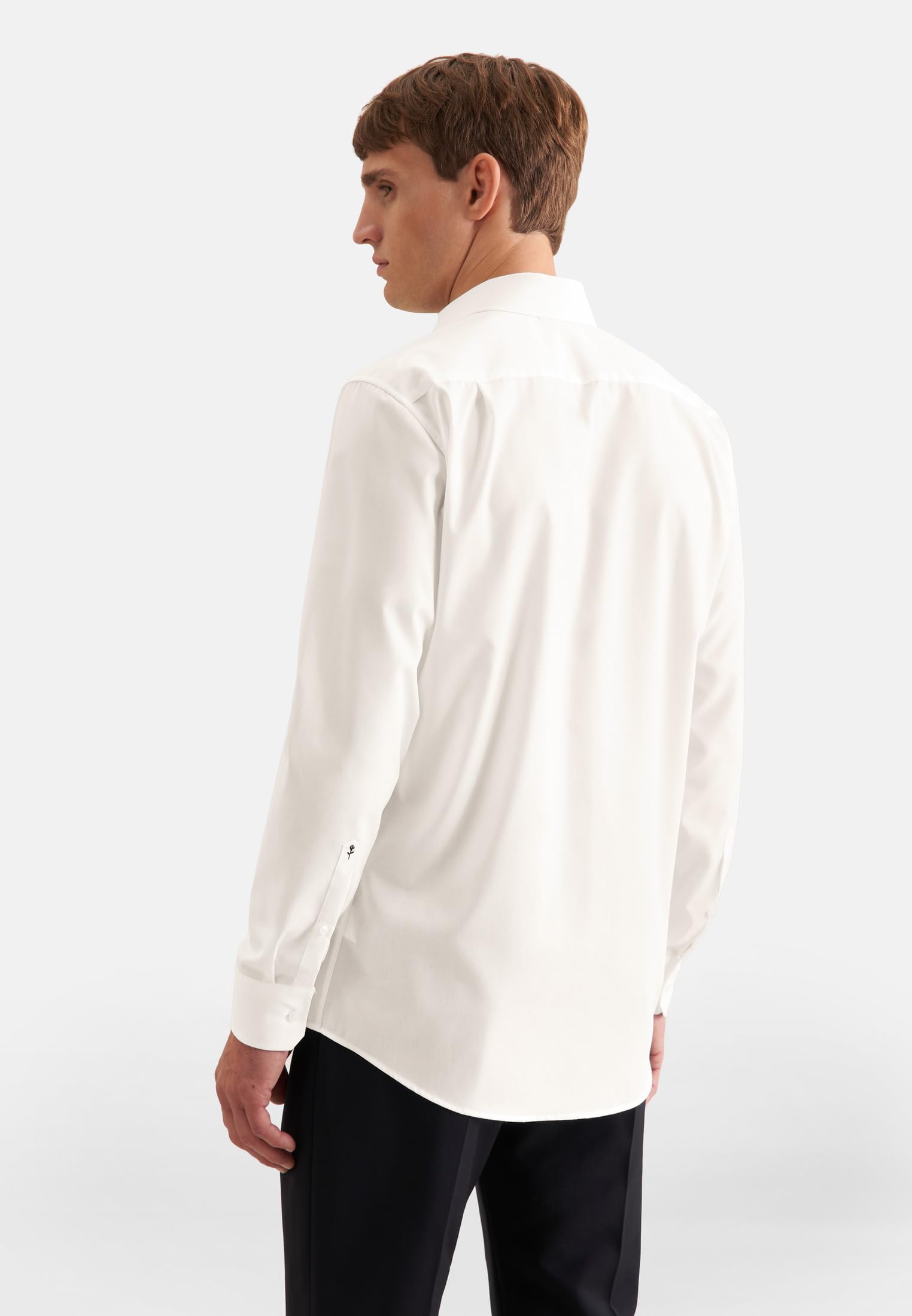 Seidensticker Herren Business Hemd Modern Fit - Bügelfreies Hemd mit geradem Schnitt, Kent-Kragen & Brusttasche - Langarm - 100% Baumwolle, Weiß (Ecru), 42 cm