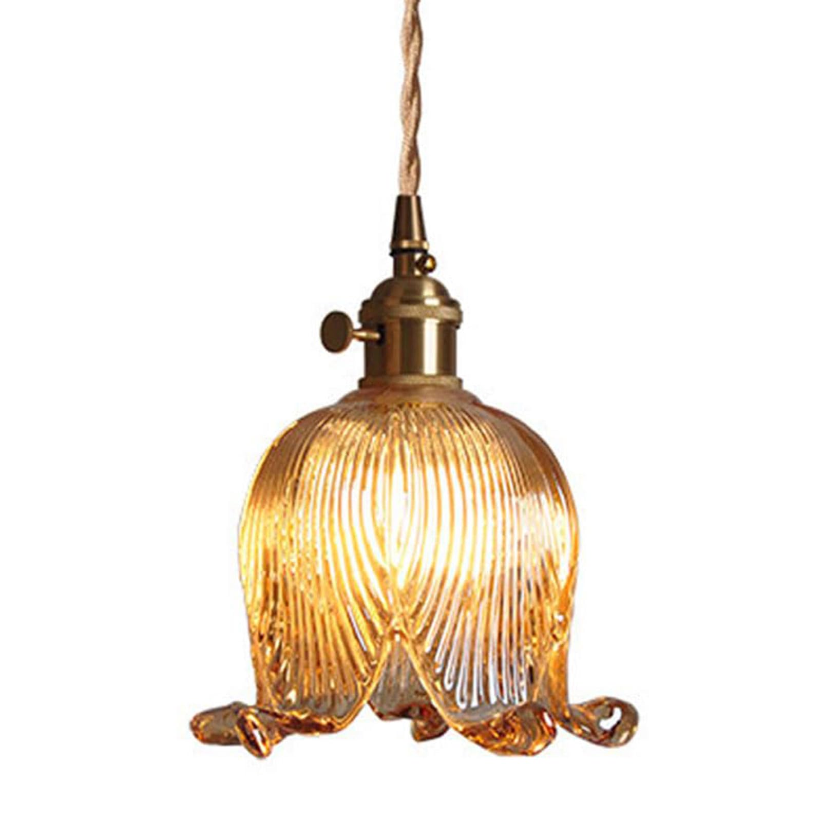 Lustre nordique ambré en verre pour sublimer un couloir sombre et l'entrée