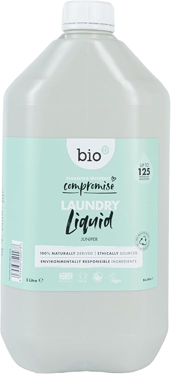 Bio-D Juniper Laundry Liquid | 5 Litre | Up to 125 Washes | Concentrated Non-Bio Washing Detergent | 100% Naturally Derived | For Macahines & Delicate Hand Washing | Vegan | Made in the UK