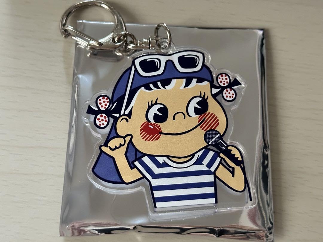 Amazon.co.jp: 郷ひろみ ペコちゃん コラボ キーホルダー ラッキー  