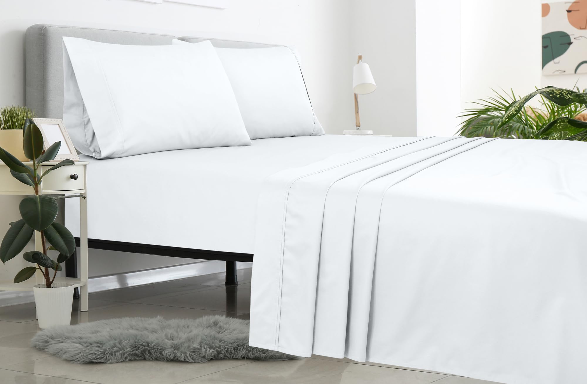 Royale Linens Bettlaken für Kingsize-Bett, gebürstete 1800 Mikrofaser, ultraweich und atmungsaktiv, Knitter- und schmutzabweisend, Hotelqualität, Bettlaken separat erhältlich, Oberlaken für Bett