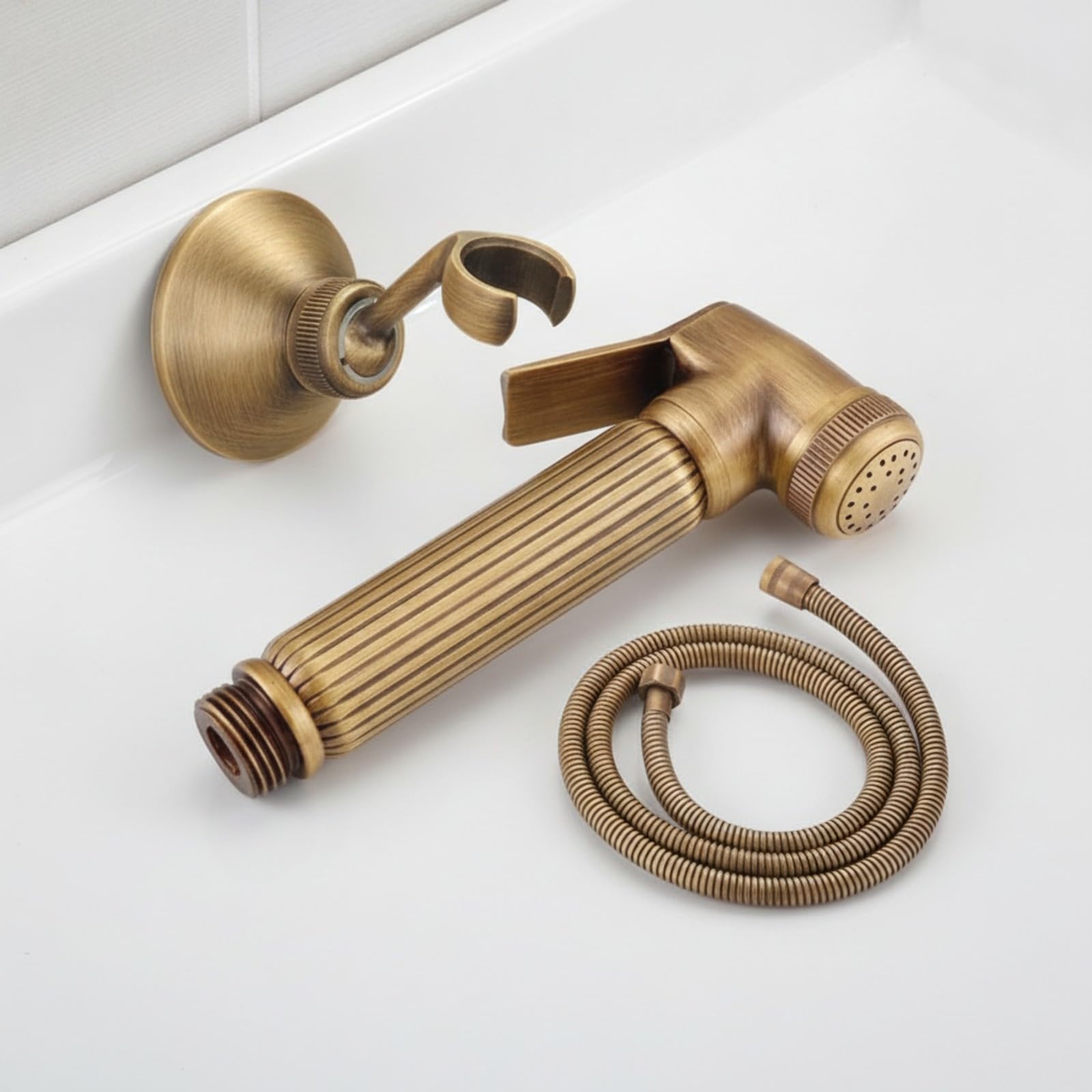 Qianly Rociador Higiénico Mano con Soporte Flexible, Pulverizador rociador higiénico con tubo flexible, Anticorrosión, Grifo, para Baño, Estilo C