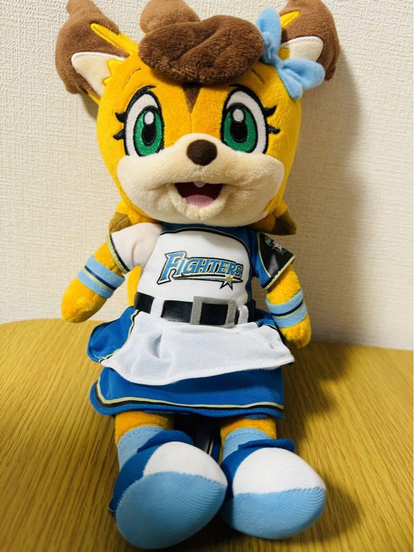 POLLY POLARIS ぬいぐるみ 大きめ　FIGHTERS Amazon.co.jp: Polly Polaris Plush Sun Ham : Toys & Games