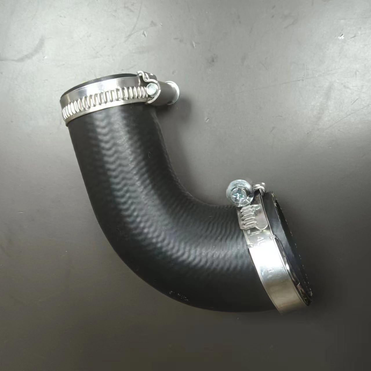 Turbo-Supercharger Pipe 028129628A 028129628A