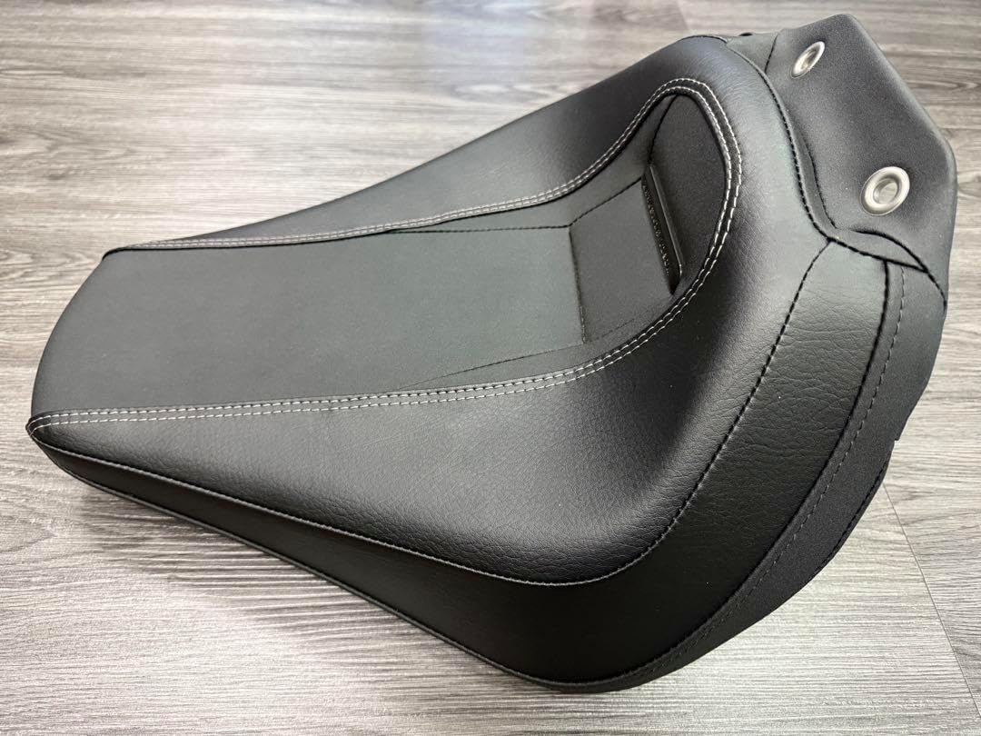 ハーレー ソフテイルブレイクアウト 純正 シート FXBR/FXBRS ハーレー