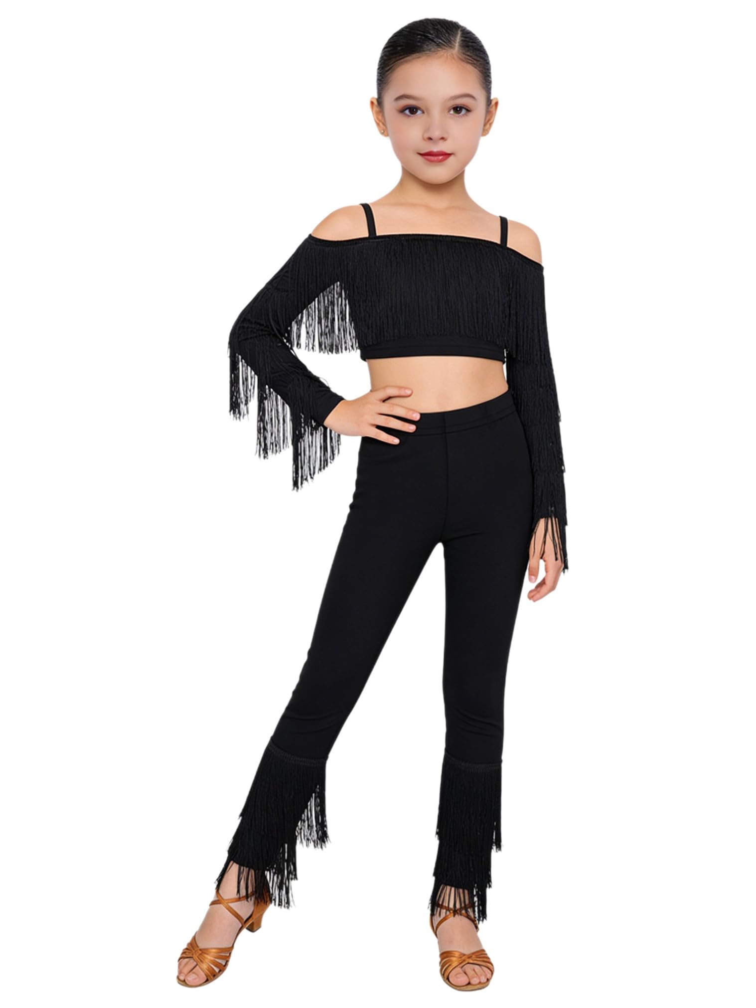 Costume danse latine filles franges léopard bougeant au rythme des pas