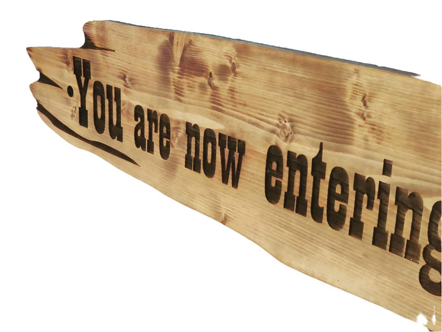 Großes, handgefertigtes Schild mit Gravur „Welcome to the HUB Man Cave“ aus Massivholz