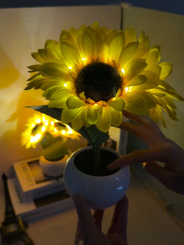 Image of Sunflower Flower Table Lamp Sunflower Gifts for Women Rechargeable Cordless Bedside Lamps USB Infinitely Dimming Night Light for Restaurant Bedroom