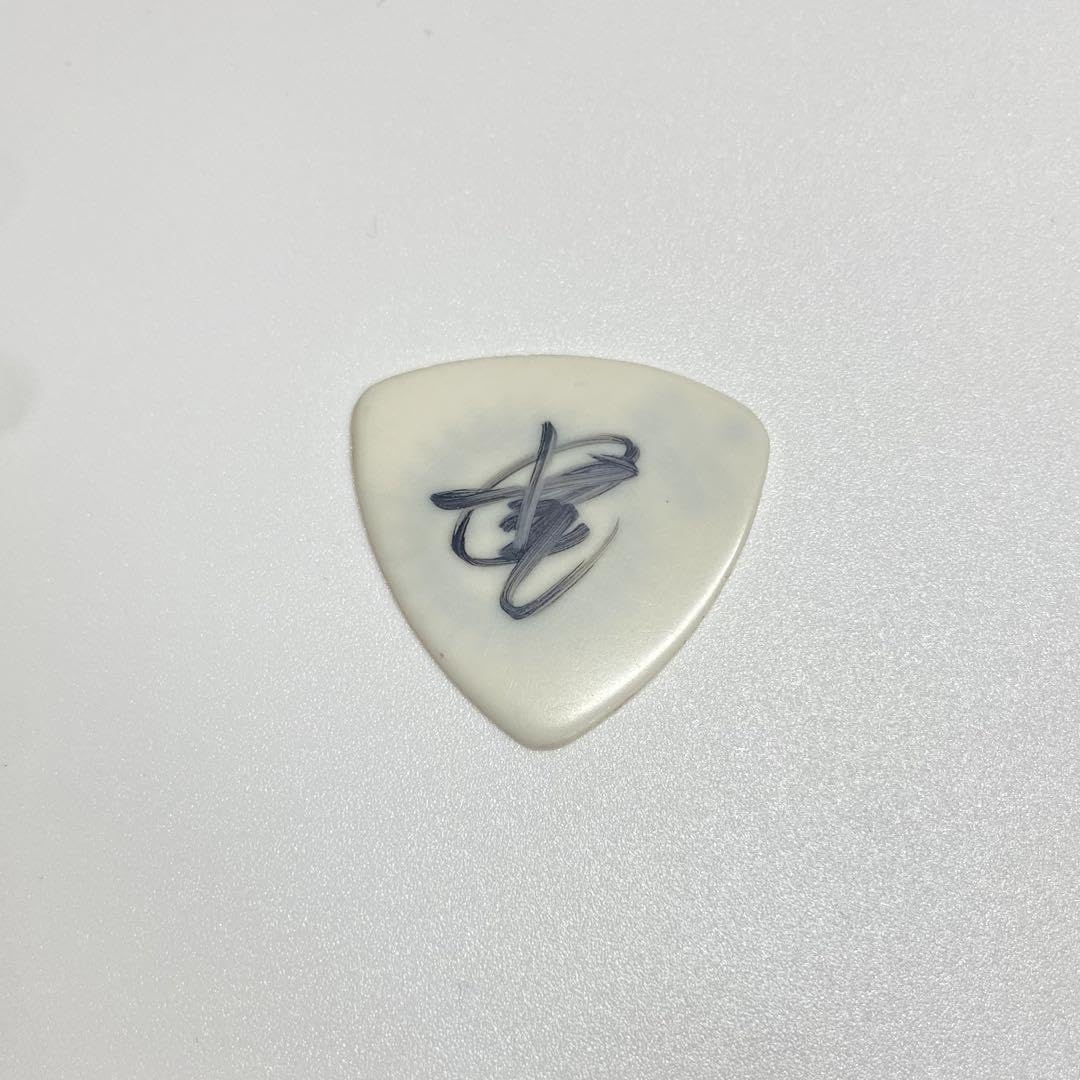 ノンラビ 田口達也サイン入りピック Amazon.co.jp: Non Stop Rabbit ノンラビ 田口達也 サイン入りピック