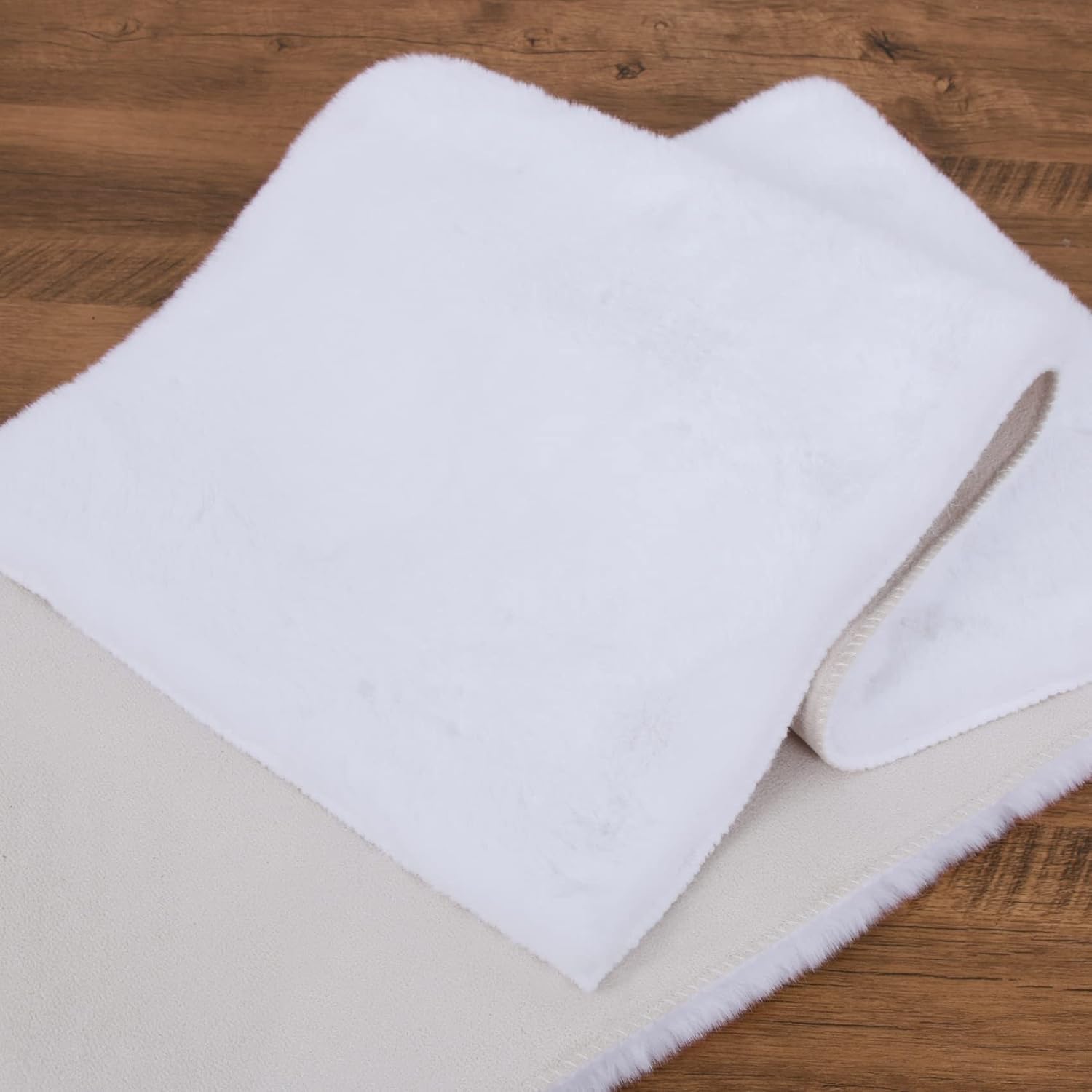 duduta White Faux Fur Table Runner 72 inches Long, Fluffy Dresser Runner Covers Coffee Table Runner Spring Easter Decor