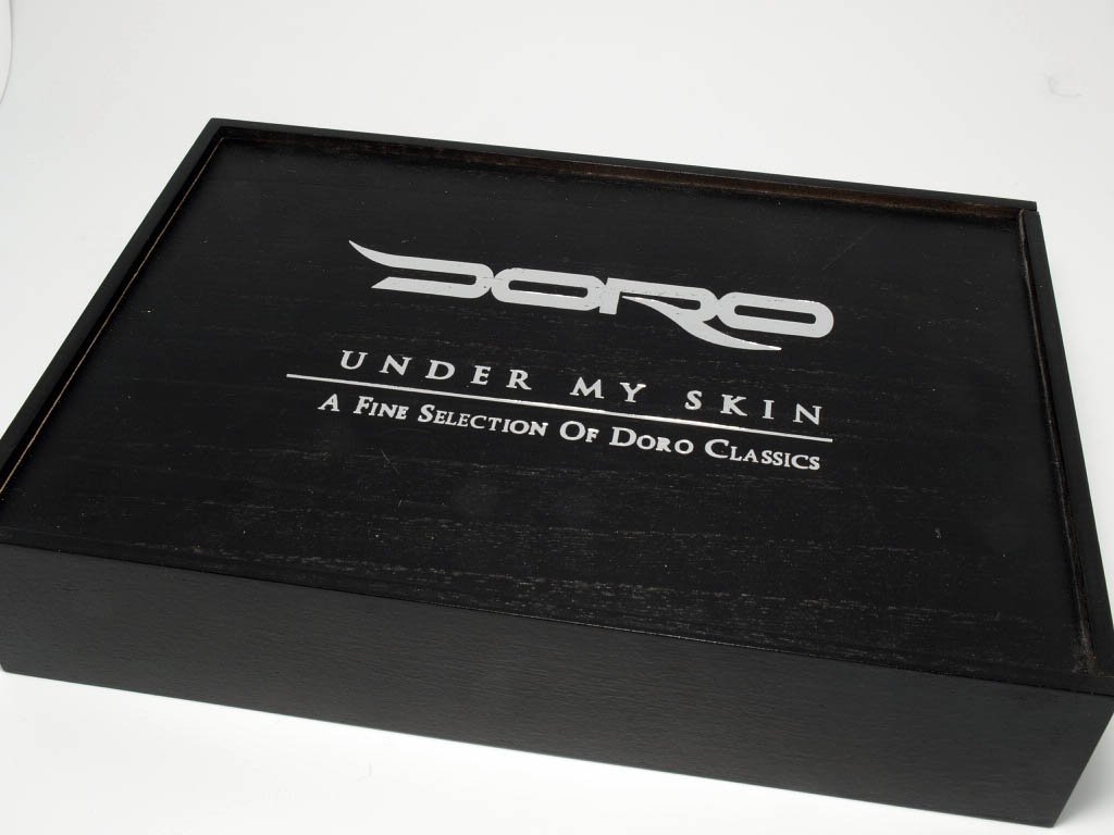 Under My Skin (a Fine Selection of Doro Classics)