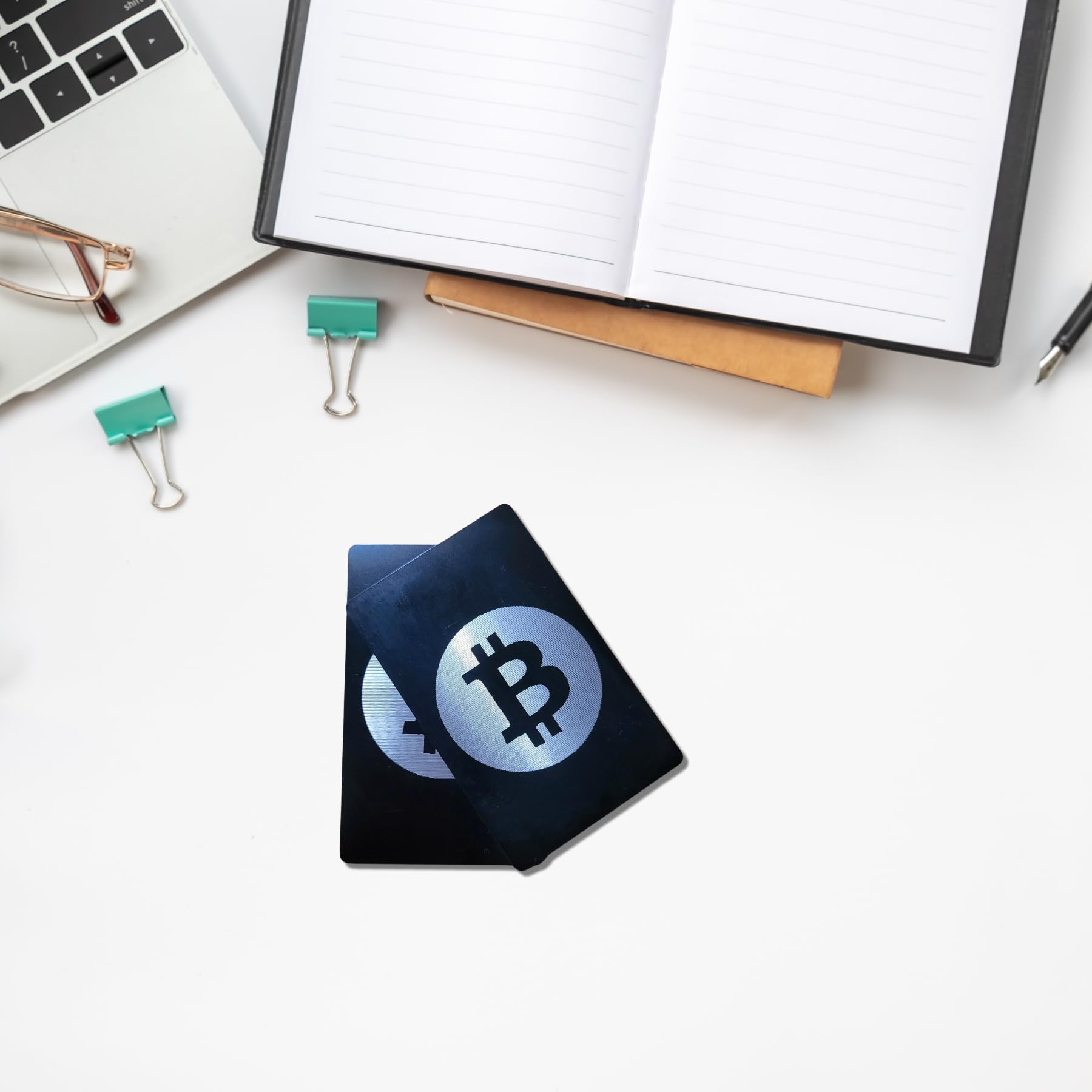 Tarjeta de Aluminio Fina y Resistente al Agua para Frase Semilla de  Criptomonedas - Almacenamiento Seguro de 24 Palabras Clave para Billeteras  Frías como Bitcoin, Ethereum,etc. Negro BTC : Amazon.es: Informática