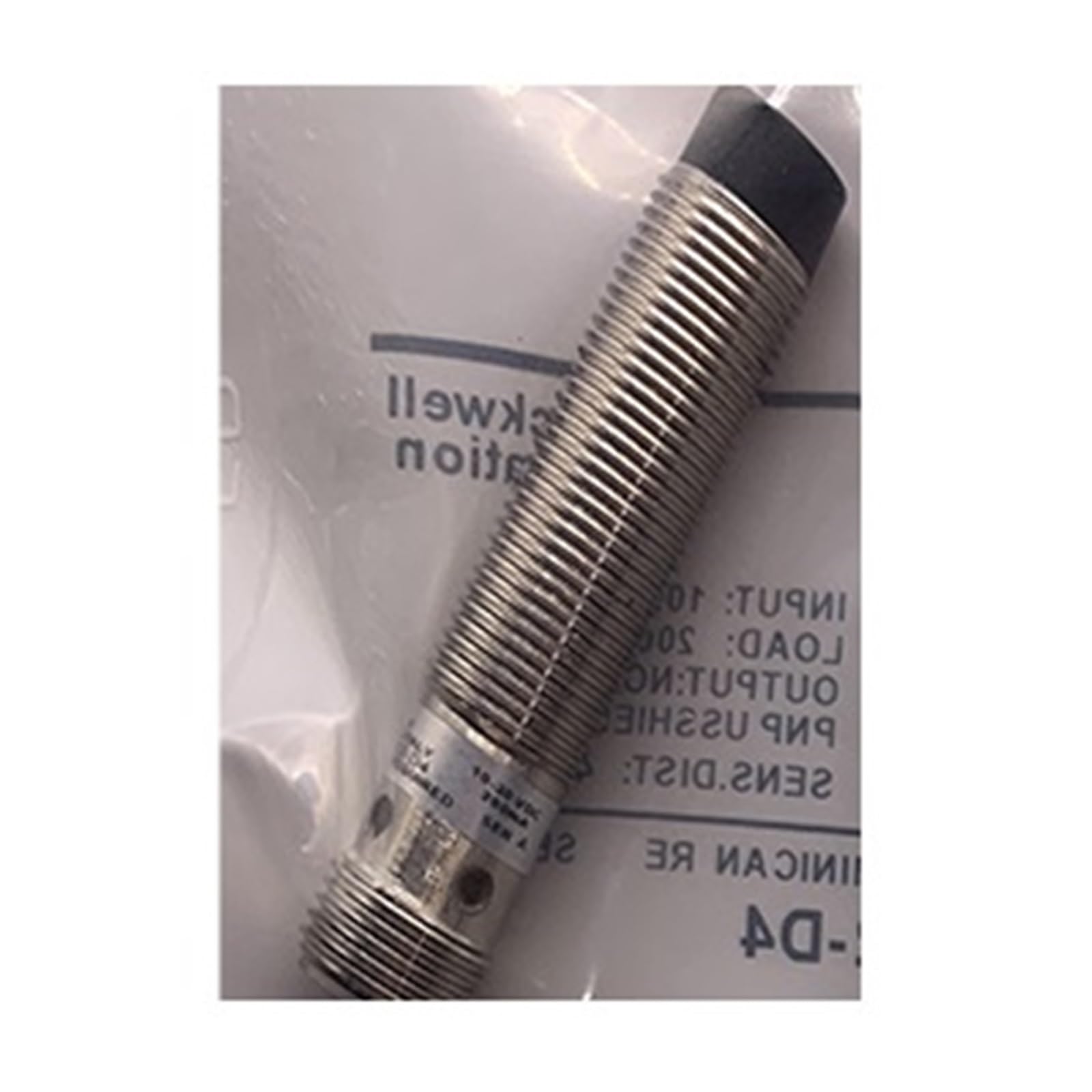 Capteur 872C-D5NN18-D4 étanche IP67 à connecteur D4 pour convoyeur M18