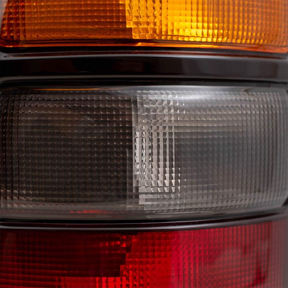 Brock Tail Light for 2004-2006 Tahoe for 2004-2006 Suburban 1500 15832091 Left GM2800170