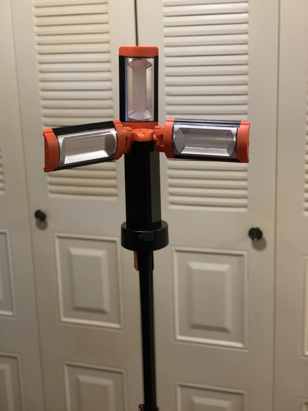 10000mAh Vertical Camping Light photo review