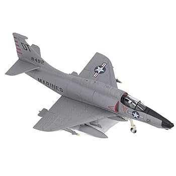 航空機アルミ製モデル 4機 航空機アルミ製モデル 4機 - メルカリ