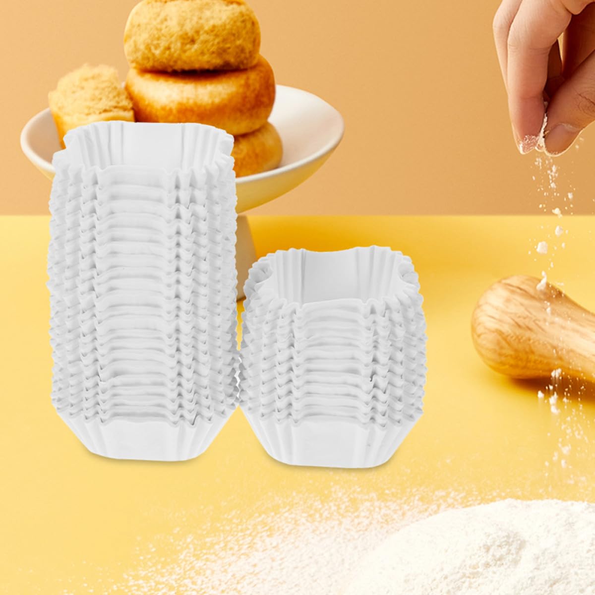 MAGICLULU Pirottini per Muffin in Carta Bianca 2000 Pezzi Forma Quadrata, Pratici per Uso in Forno e Contatto Diretto Alimenti per Pasticcerie e Feste