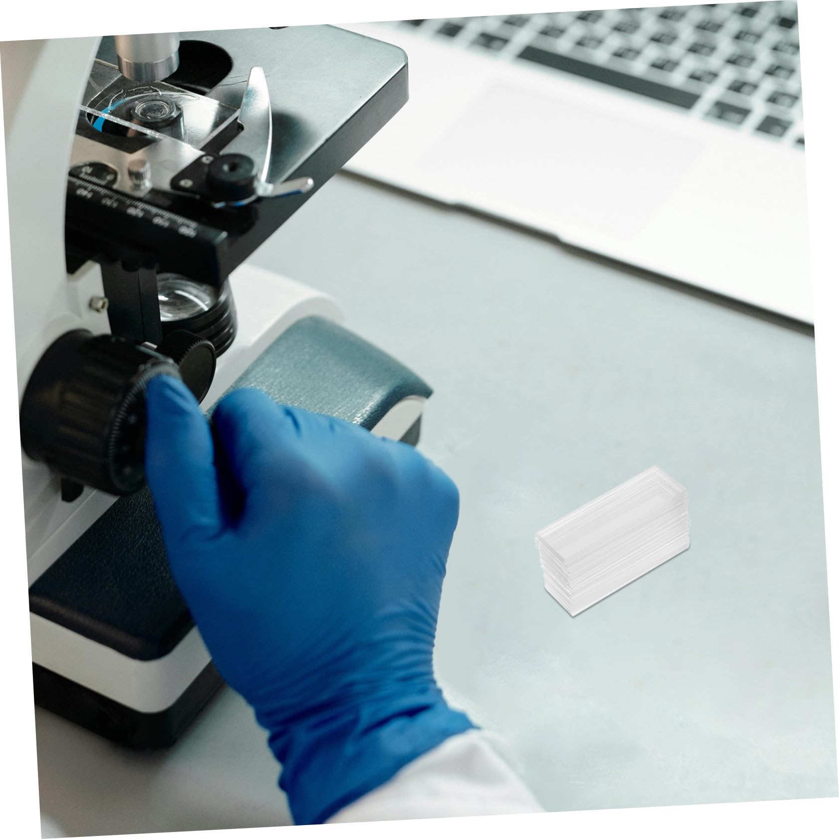 200 Stück Vorgewaschene Glas-mikroskopobjektträger Klare Blanke Glasplatten mit Chemischer Stabilität Konsistente Qualität für Schul Laboranwendungen in Biologieunterricht