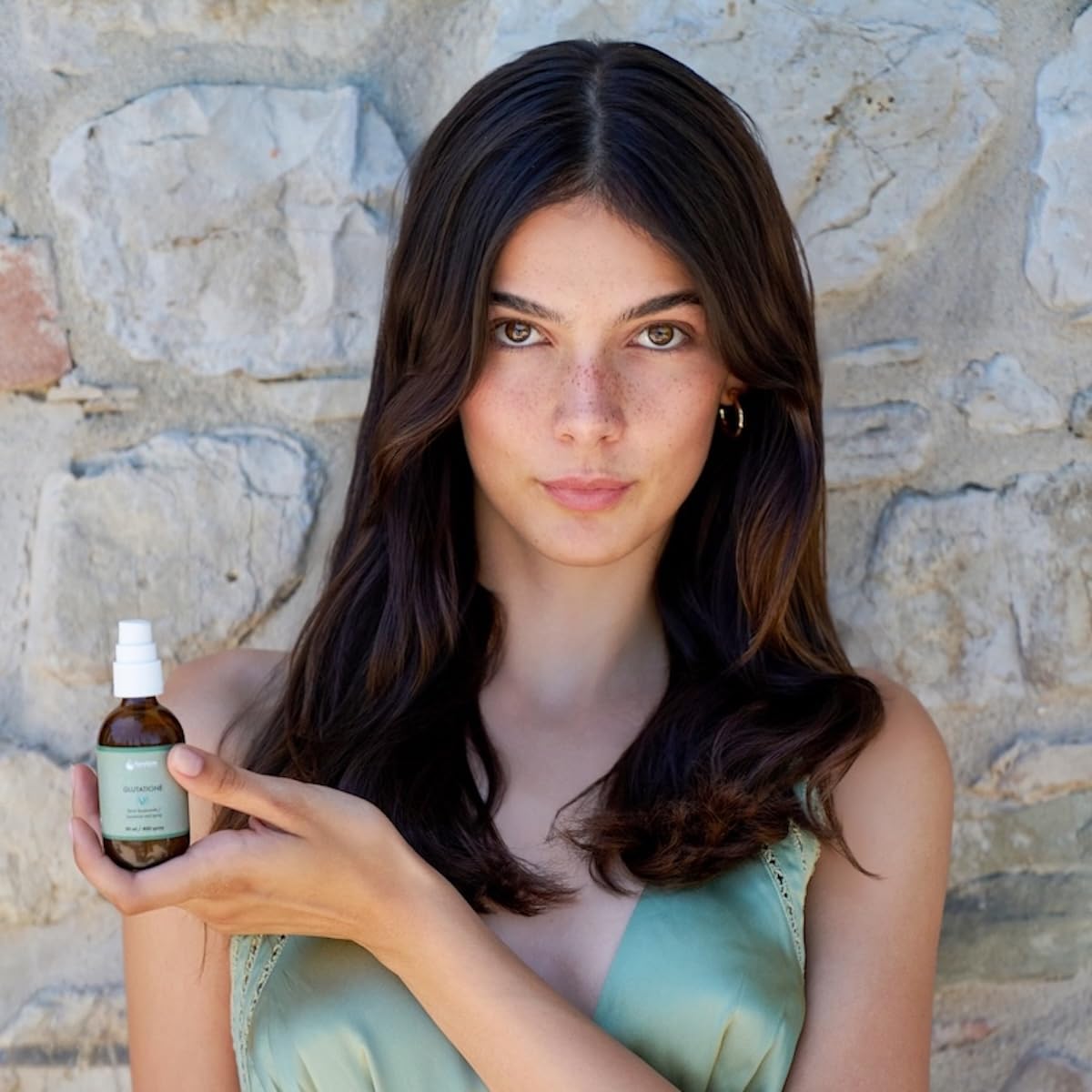 NutraGenix - Glutatione Spray Sublinguale 2000 mg – Integratore Liquido Liposomiale Antiossidante – Made in Italy, Vegano, Senza Glutine e Lattosio – 50 ml, 400 Spray