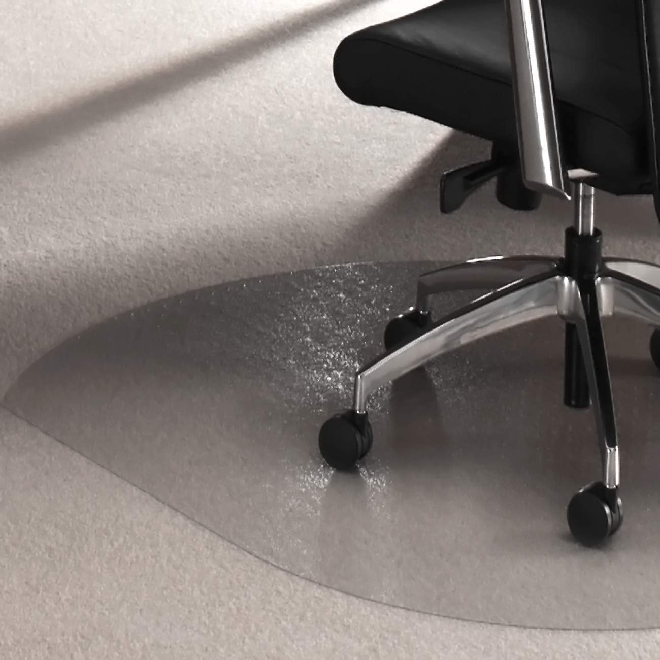 Ultimat Polycarbonate Contoured Chair Mat for Carpets up to 1/2" - 39 x 49"