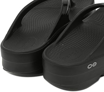 Amazon | [ウーフォス]サンダル ミュール ウーメガ リカバリー