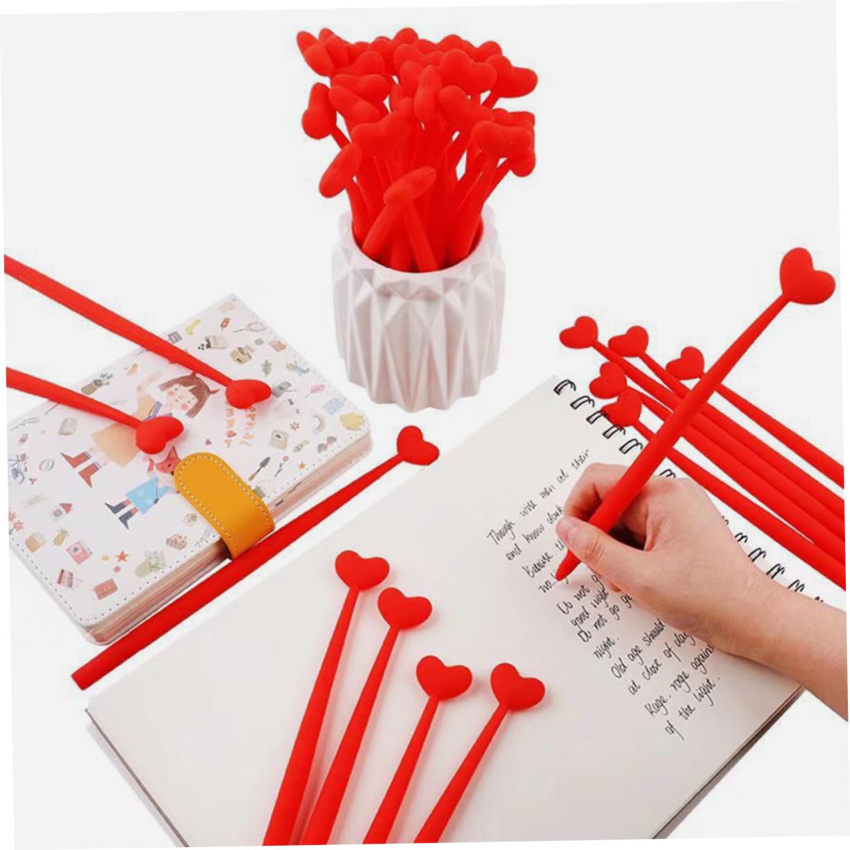 Angoily Penne Gel Set 10 Penne a Forma di Cuore in Plastica Rosse Leggere e Fluide Stile per Studenti, per Scrivere e Prendere Appunti