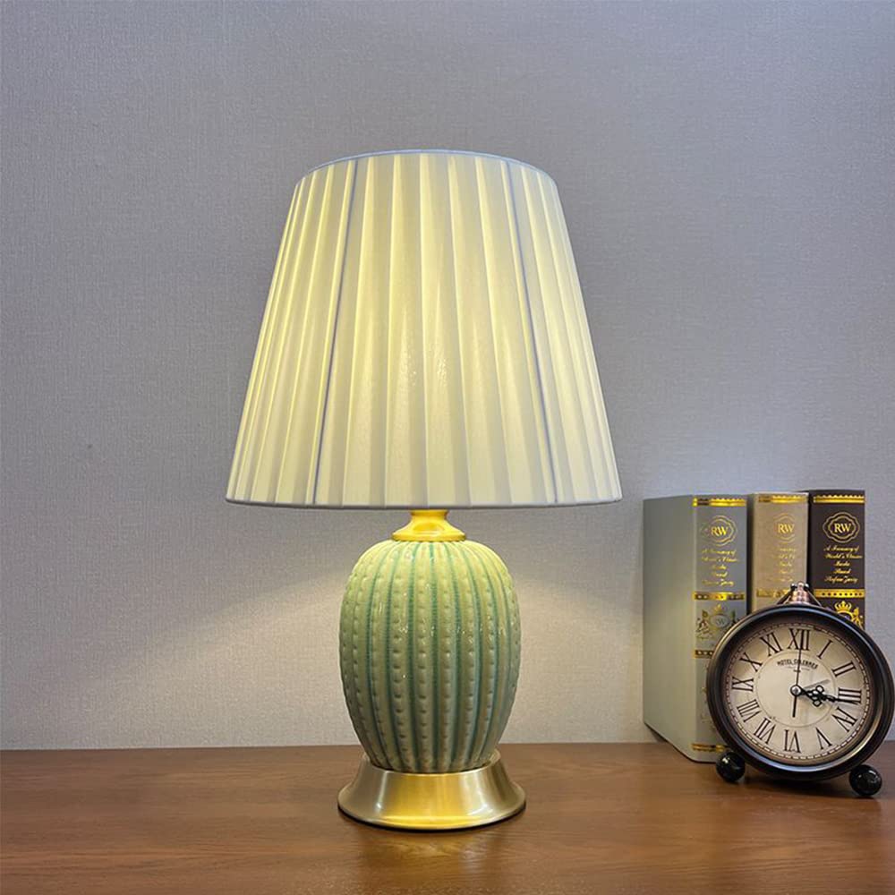 Mengjay Lusso Lampada da Tavolo in Ceramica Camera da Letto Decorazione Luce Lampada da Comodino Paralume in Tessuto Bianco E27 Lampade da Scrivania Soggiorno Camera da Letto Studio (Green)