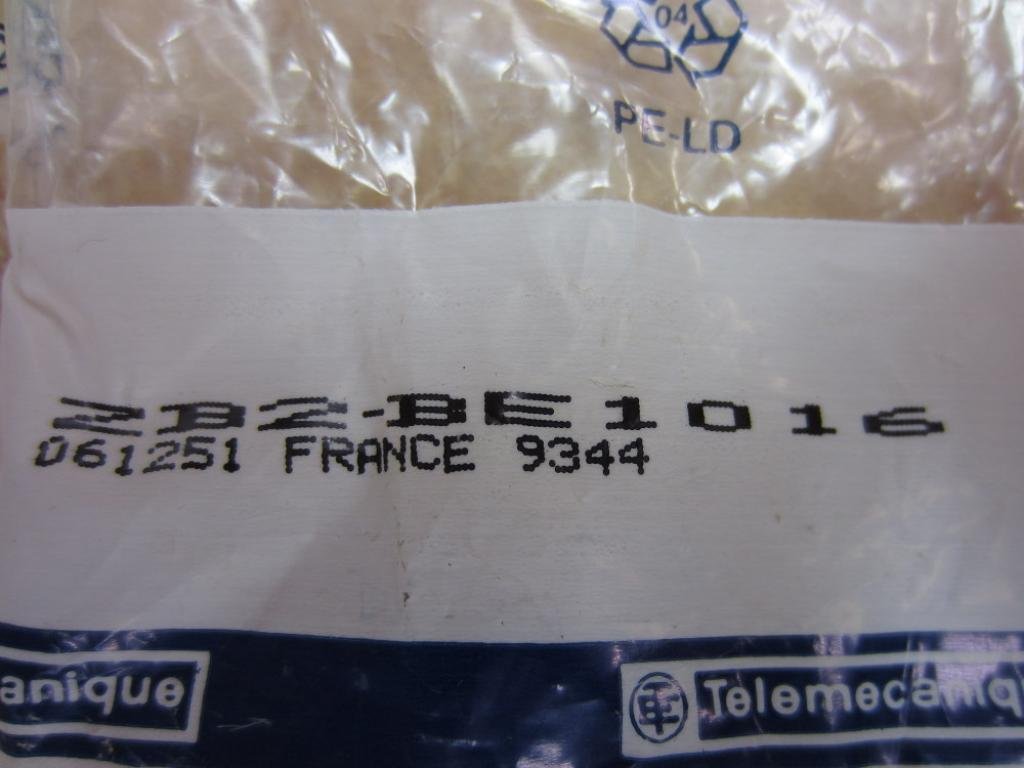 Morris Products 97334 Clear Insulated Multi-Cable Connector - Dual Entry 4 Ports 2-14 Wire Range, 1-Pack