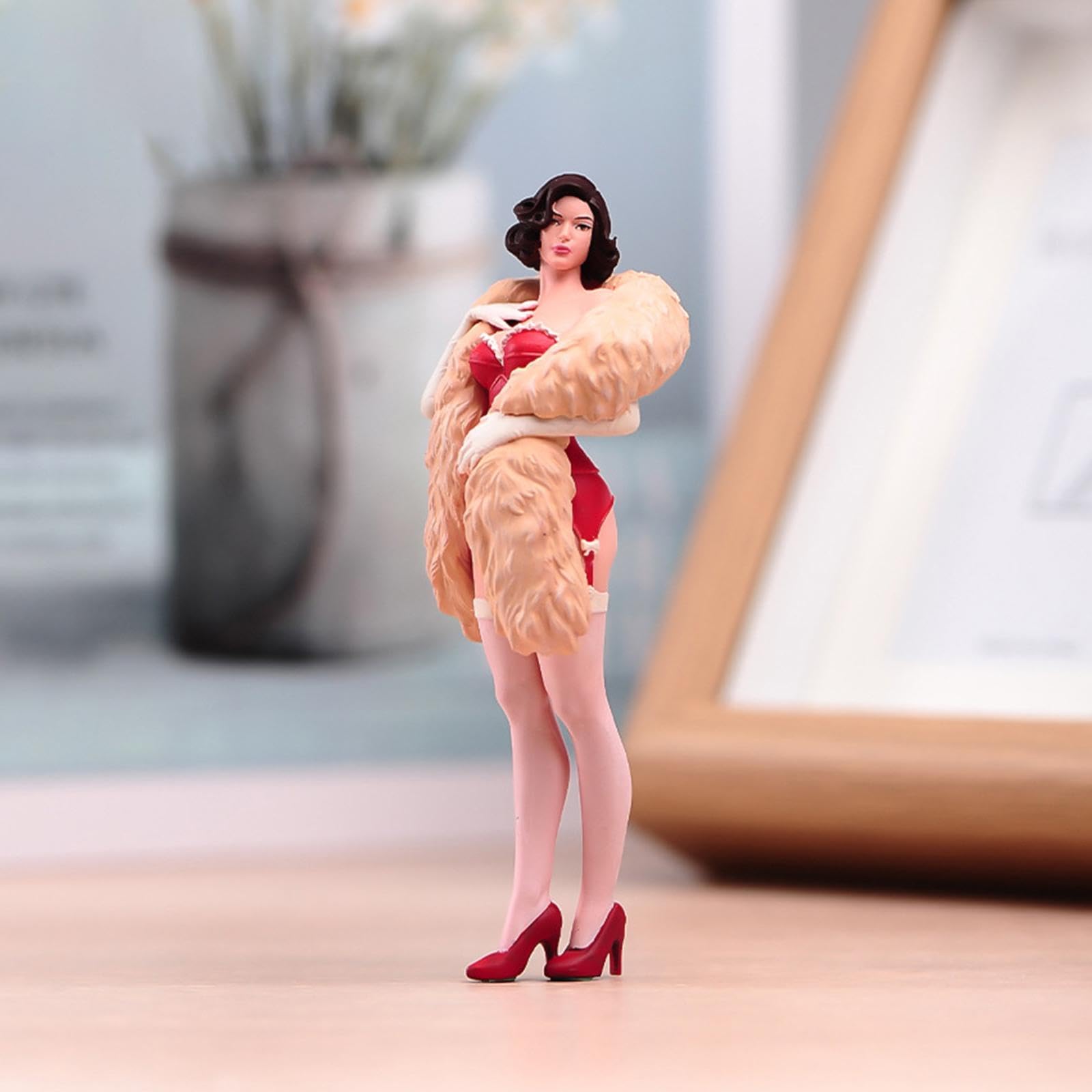 1/18 Figur Kleine Figur Vermummte Dame Sammlung DIY Diorama Zubehör Lässige Gestaltung Dekoration Handbemalt Detailreich