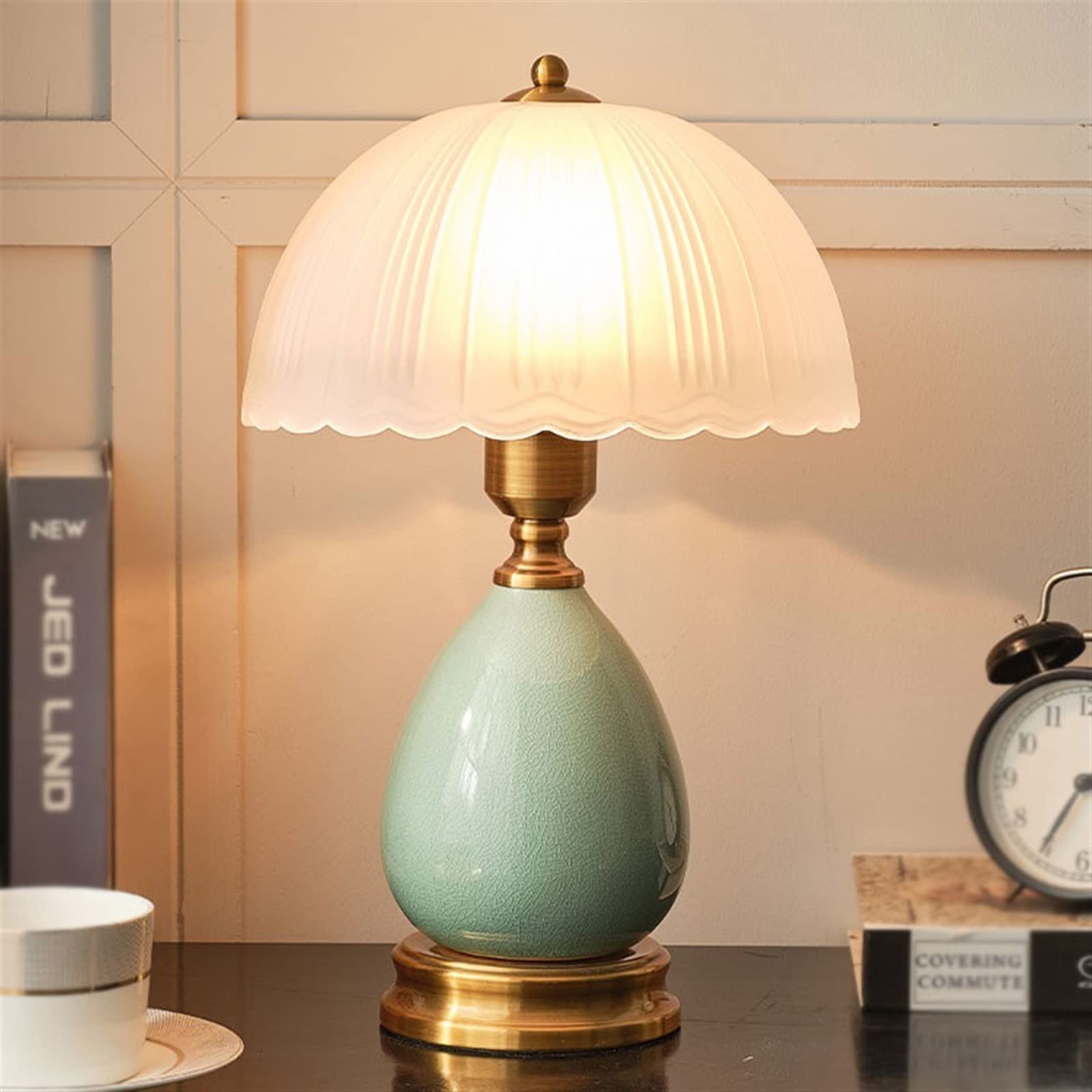 Luce da Scrivania Luce per la Lettura Lampada da tavolo in ceramica moderna semplice Lampada da comodino for camera da letto pratica Paralume in vetro Lampada da lettura decorativa for interni Lampade