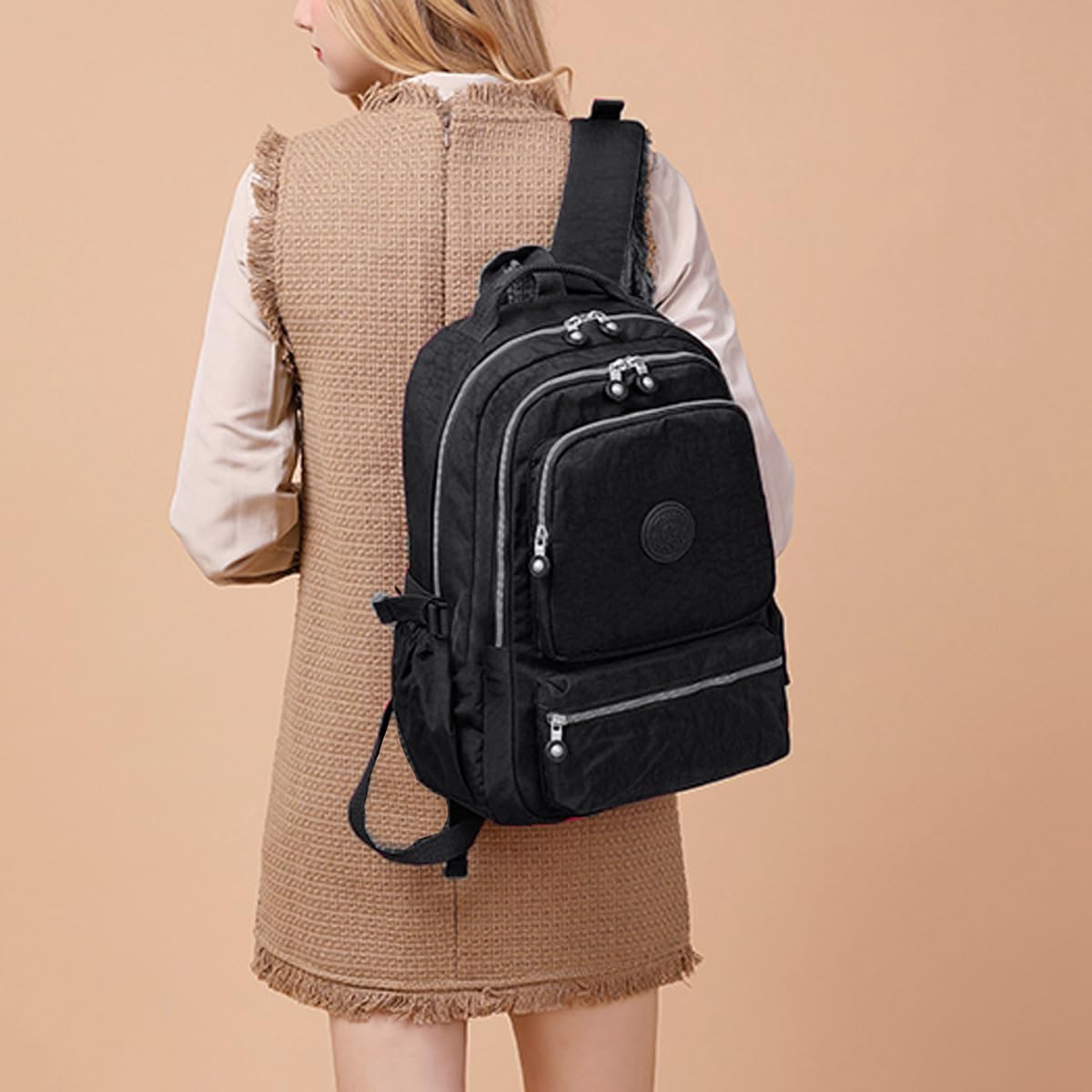 Mochila Leve Fashion Feminina Escola Viagem Trabalho Espaçosa Unissex Resistente Versátil Mochilas Para Notebook Durável Confortável Moderna Funcional Estilo Menina Passeio Dia… em promoção! Veja a oferta e mais achadinhos de Bolsas 7 Hoje é o melhor dia para comprar Mochila Leve Fashion Feminina Escola Viagem Trabalho Espaçosa Unissex Resistente Versátil Mochilas Para Notebook Durável Confortável Moderna Funcional Estilo Menina Passeio Dia… com aquele preço maroto! Promoção! Aproveite a oferta! 7