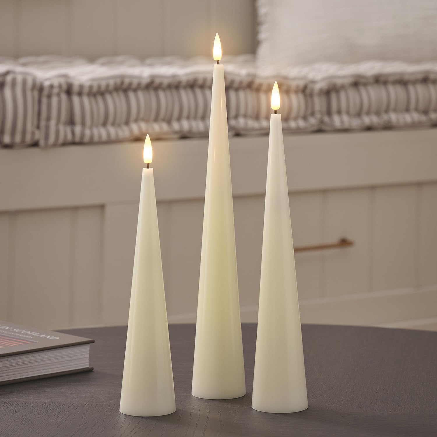 Lights4fun TruGlow® Ivory Slim Cone LED Pillar Candle Trio with Remote Control, Real Wax Candles with Timer Function for Dining Tables & Home Décor