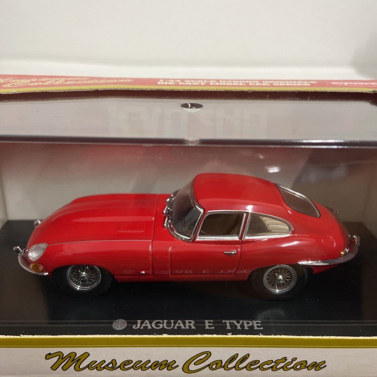 Amazon | 京商ミュージアムコレクション 1/43 Jaguar E-type Coupe Red